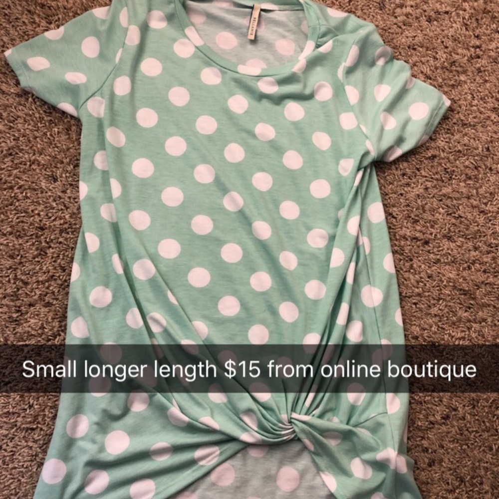 Polka dot tee.